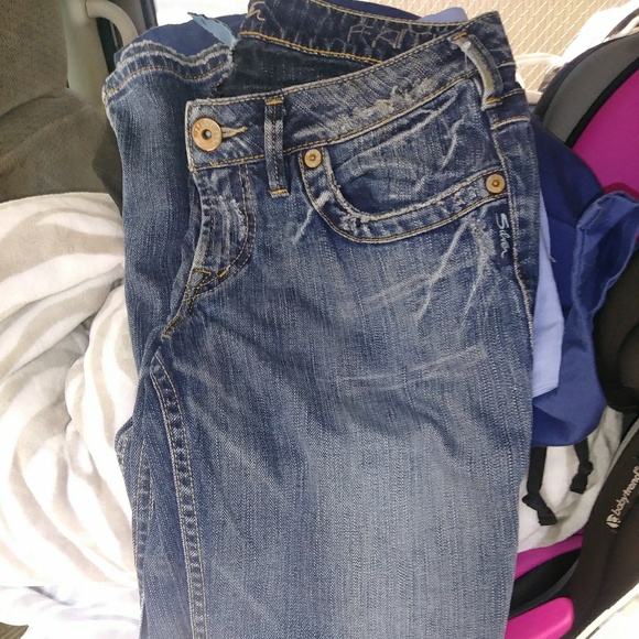 Silver Jeans - Picture 2 of 4